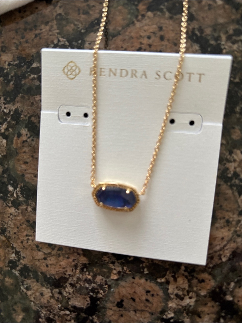 KENDRA SCOTT DRUZY NECKLACE